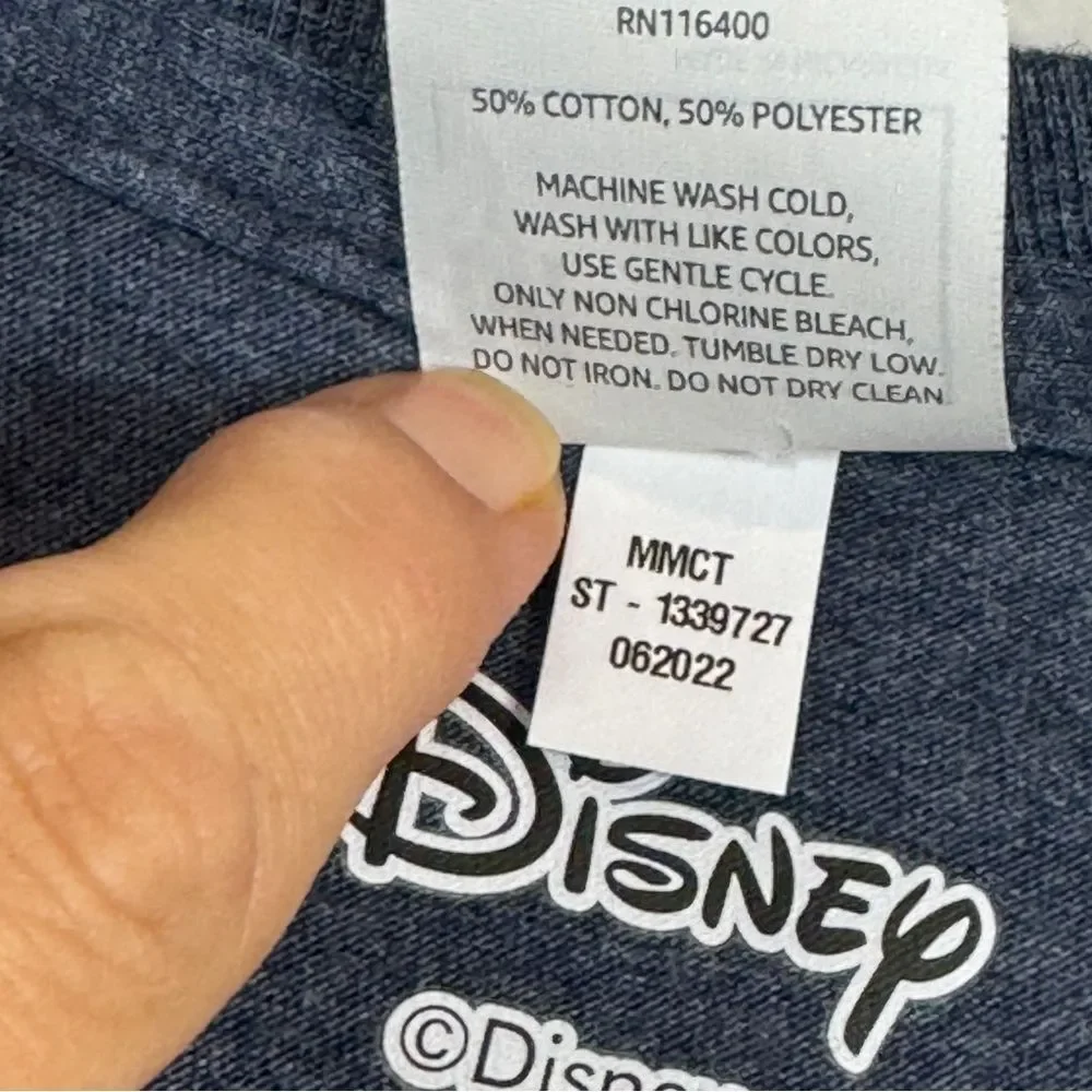 Disney Mickey Mouse Christmas Santa Navy Short Sleeve T-shirt M